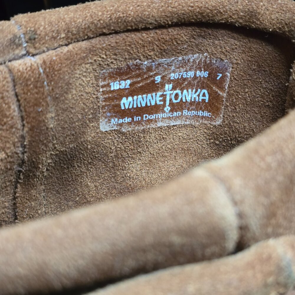 Minnetonka boots - Picture 3 of 4